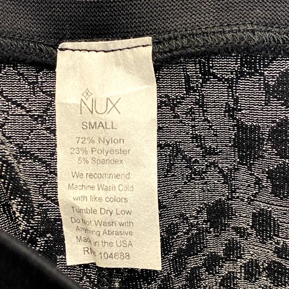 NUX Women's Black-White Snake Print Vesper Pull-On Capri Leggings SZ S - Picture 8 of 9